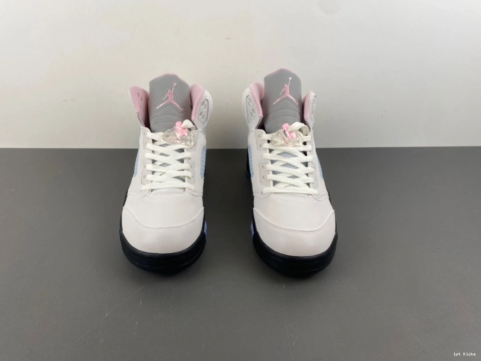 Medium  Men's HQ7978-102 5 Soft Pink Jordan Retro 1124